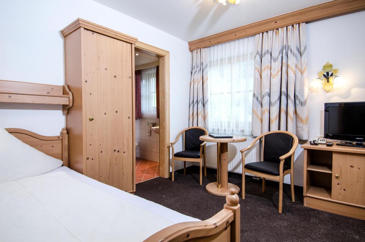 Hotel Garni Subretta Ішгль Екстер'єр фото